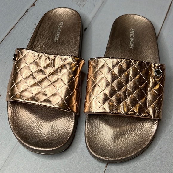Steve Madden Shoes - NEW - Steve Madden Slides - Size 9